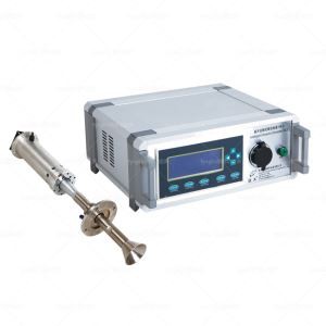 Ultrazvuková rozprašovací nanášecí tryskající atomizér