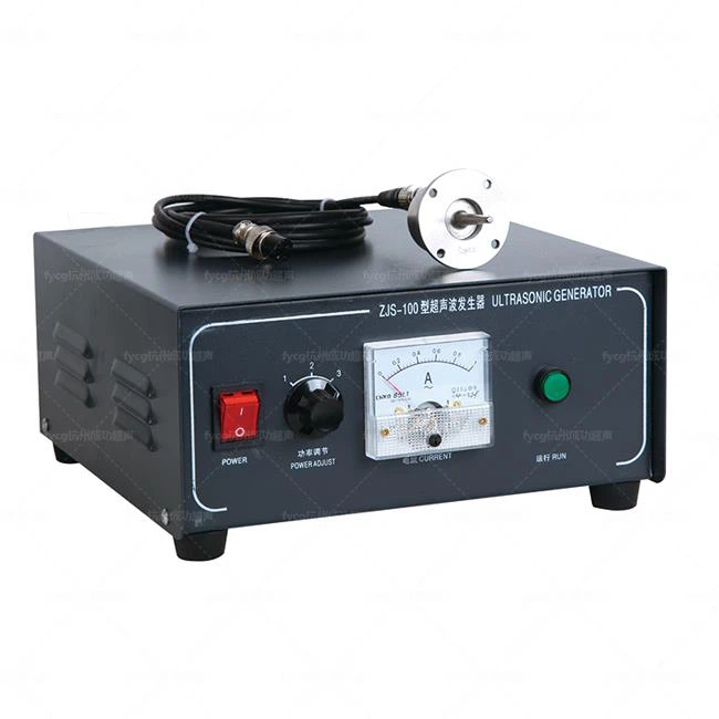 Ultrazvukový systém tryskových trysek